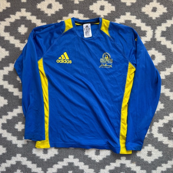 2012 Boston Marathon Shirt - Picture 1 of 2